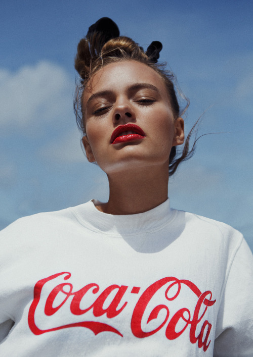 oystermag:‘Crush’ — Beauty Daily November Shot By Romain Duquesne 