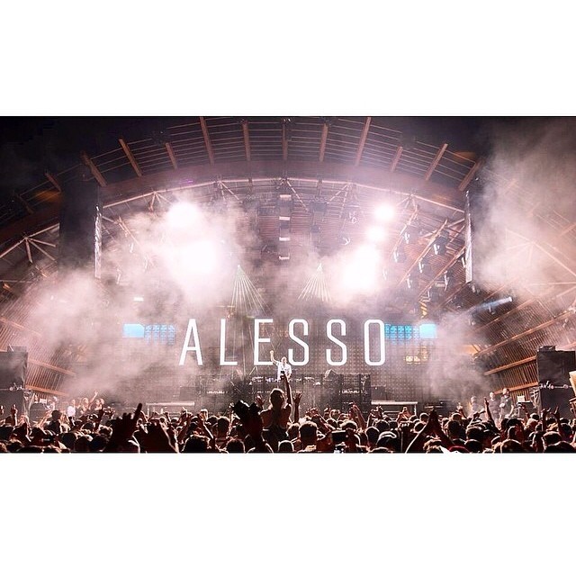 The rumours are true…. @alesso destroyed Ibiza last week, talk of the island! #alesso #comixvj @comixvj