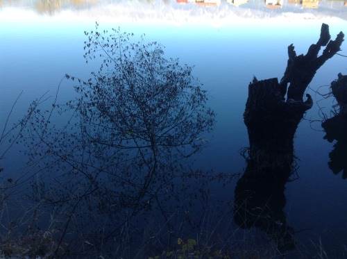 nicephorian: Lago di Sinizzo e lago di San Raniero, l’Aquila, Les Revenants 1 et 2 …