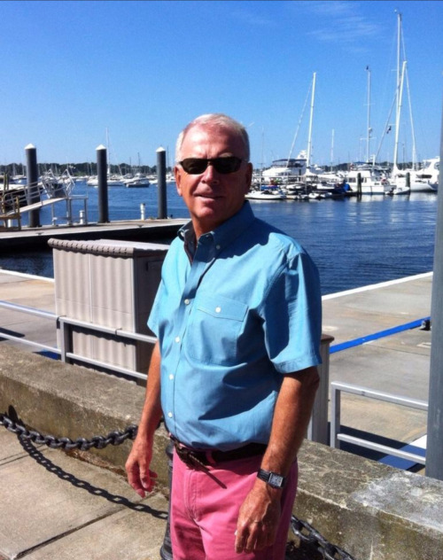 bwalt49: Oh you like my pink pants? I’ve got some pink panties I’ll have you wear if you