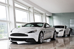 automotivated:  Vanquish &amp; Rapide S (by This will do)