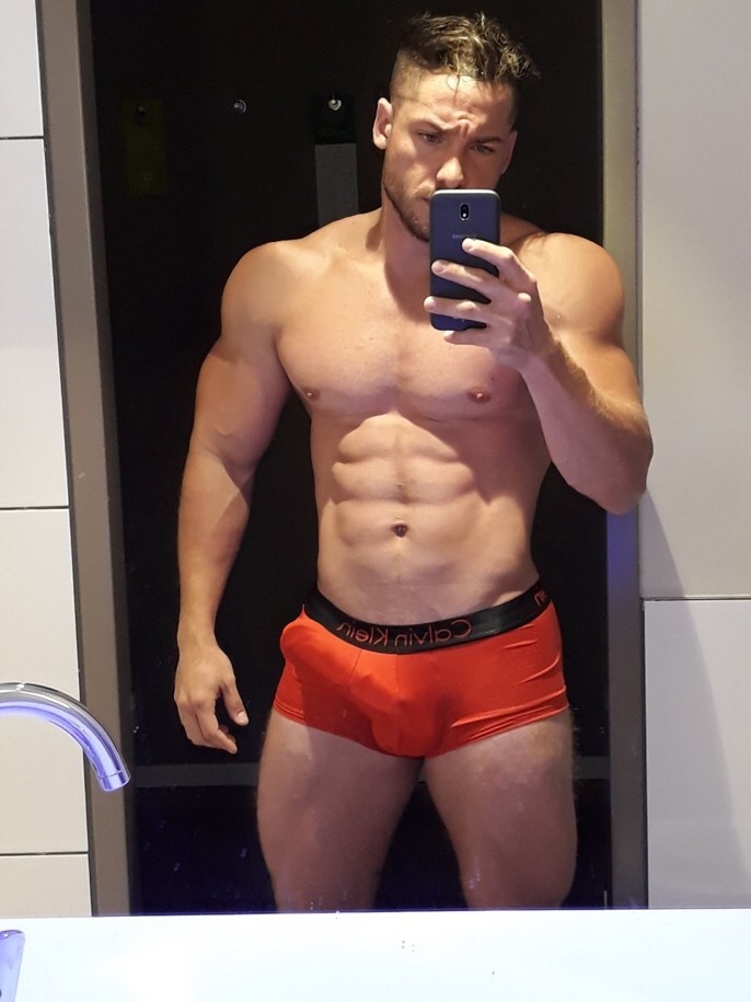 impressivebulges:  Support this blog: shop here for the world’s most innovative