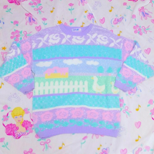 mahousenshi-skeletor:Dream sweaters