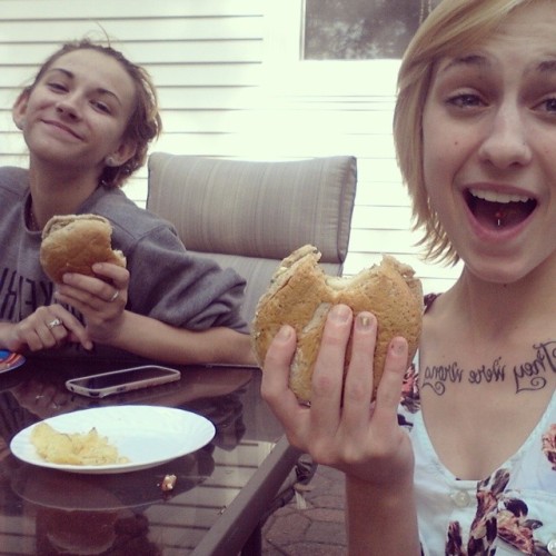 Good eats with this gem ❤ #girls #selfie #food #yeee