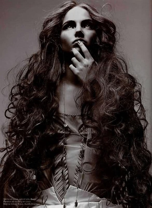 uglytwins:‘Vénus’ L'Officiel June/July 2004Model: Ruslana Korshunova
