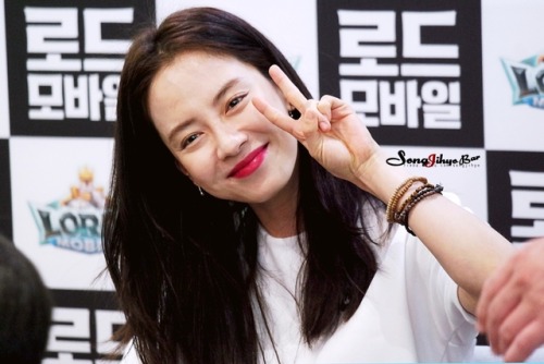 gapiplus: 170430 Song Ji Hyo Mobile game Lords Mobile Fan Meeting (cr. Song Ji Hyo Baidu Bar)*please