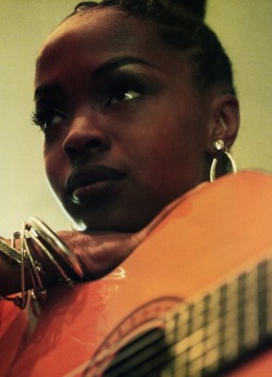 90shiphopraprnb:  Lauryn Hill