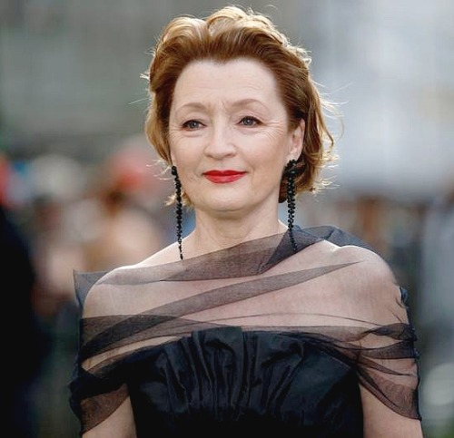 LESLEY MANVILLE attends The Olivier Awards 2022 at the Royal Albert Hall on April 10, 2022 in London