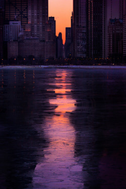 youbroketheinternet:  North Ave. Beach 