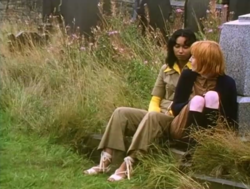 orangutangirl:Tania Rodrigues (and Charlotte Coleman) in Oranges Are Not the Only Fruit1990 miniseri