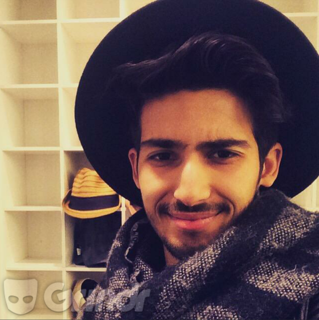 frenchies-lads:  Grindr boy Madj &lt;3 