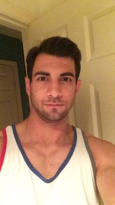 biblogdude:  in2str8guys:  Str8 - Josh. (33,