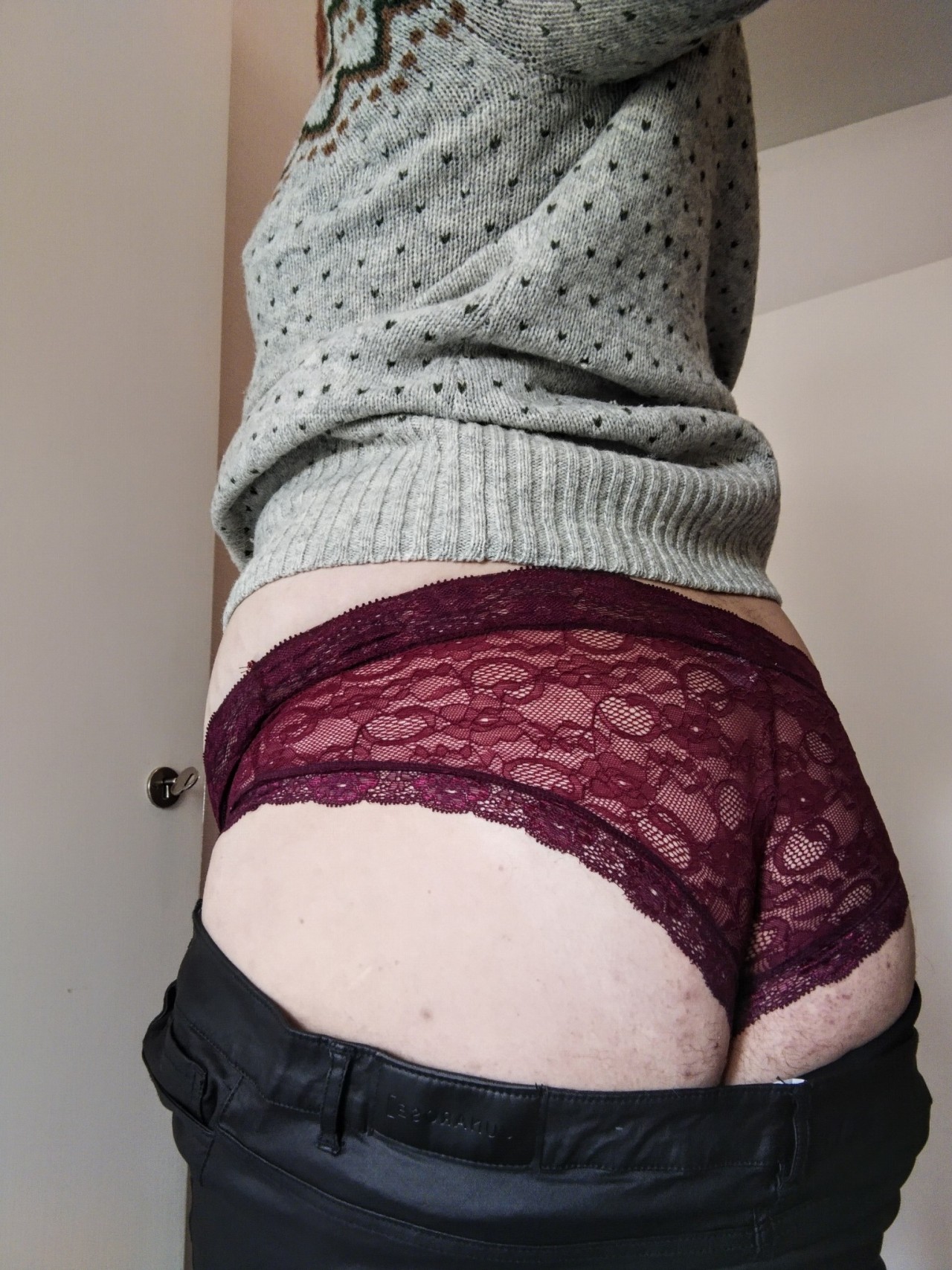 Porn For the anon(s) asking about ootd photos