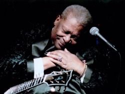 glorifiedguitars:  B.B. King [September 16th 1925 - May 14th 2015] B.B. King, one of the most influential blues players of all time, has passed away at the age of 89. B.B. King has been inspirational to a countless number of musicians, from big stadium