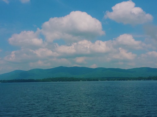 rcah:Lake George straight up looks like a Bob Ross Painting