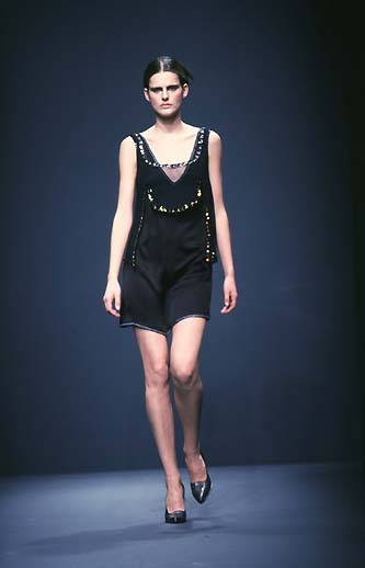 gaptoothbitch:PRADA FW 1997