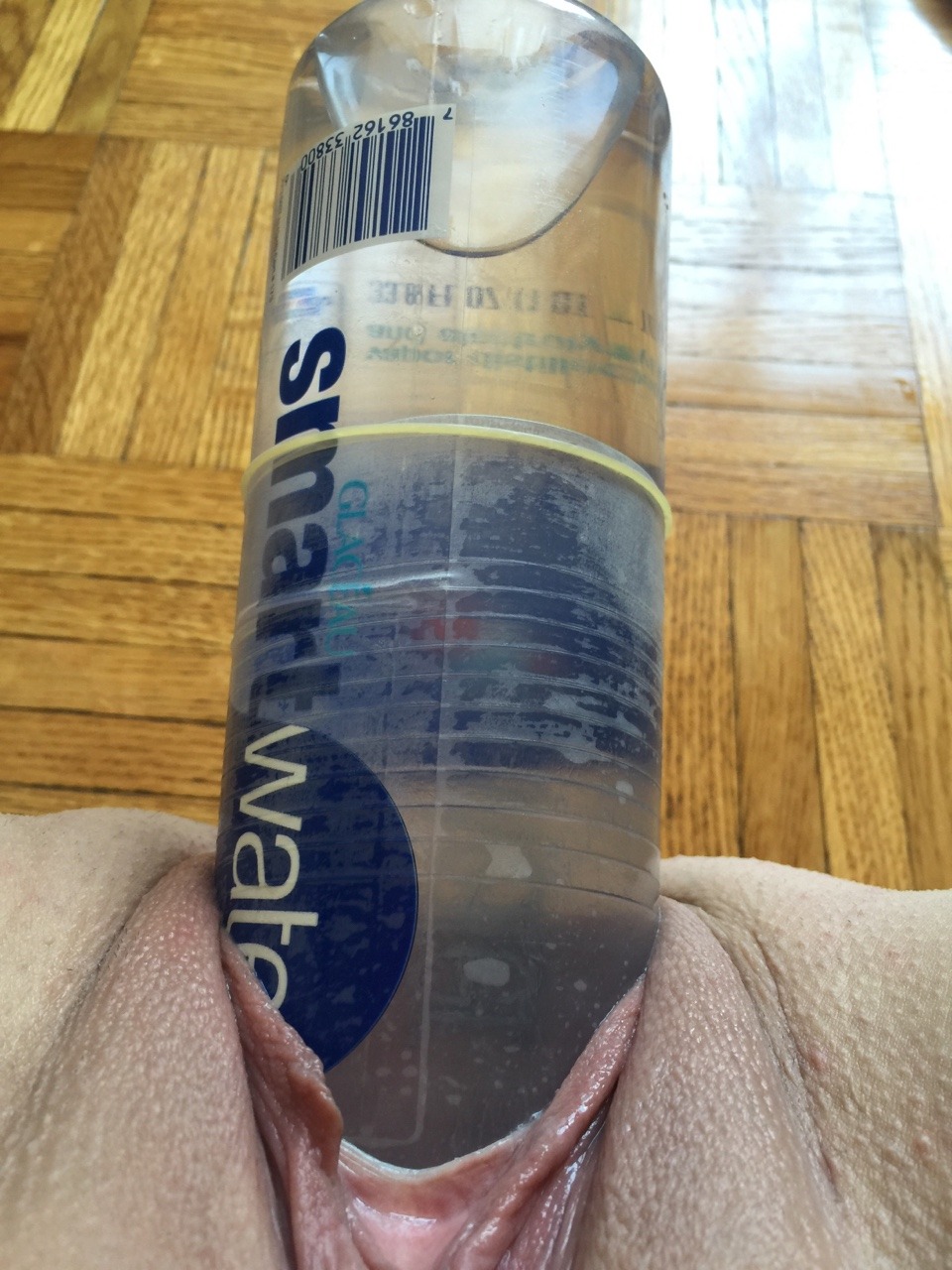 upthesnatch:  Stretching is so much fun.