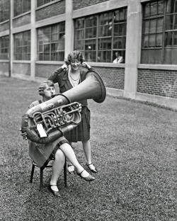 back-then:Tuba girls⁣1928⁣⁣Source: