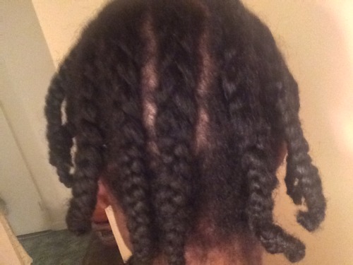 My hair looks CRAZY but I wanted you guys to see how my braids look for my braid-outs. I used to hav