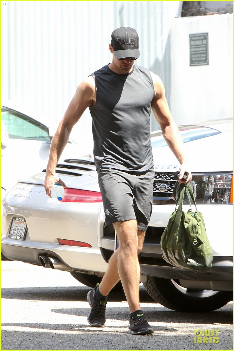 hotfamous-men:  Alexander Skarsgard
