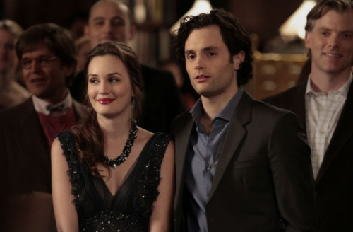 tvshowscouples:Reblog if you are Team Dair