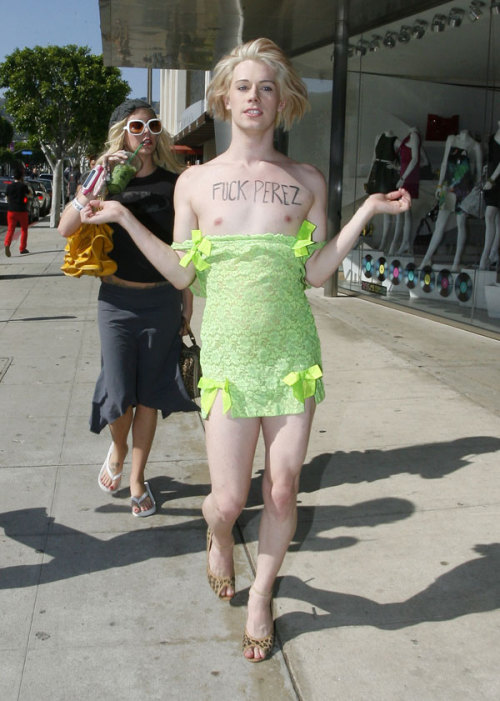 popculturediedin2009:Chris Crocker out in Los Angeles, April 2008