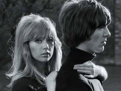 max-e-doodle:Pattie Boyd &amp; George Harrison.