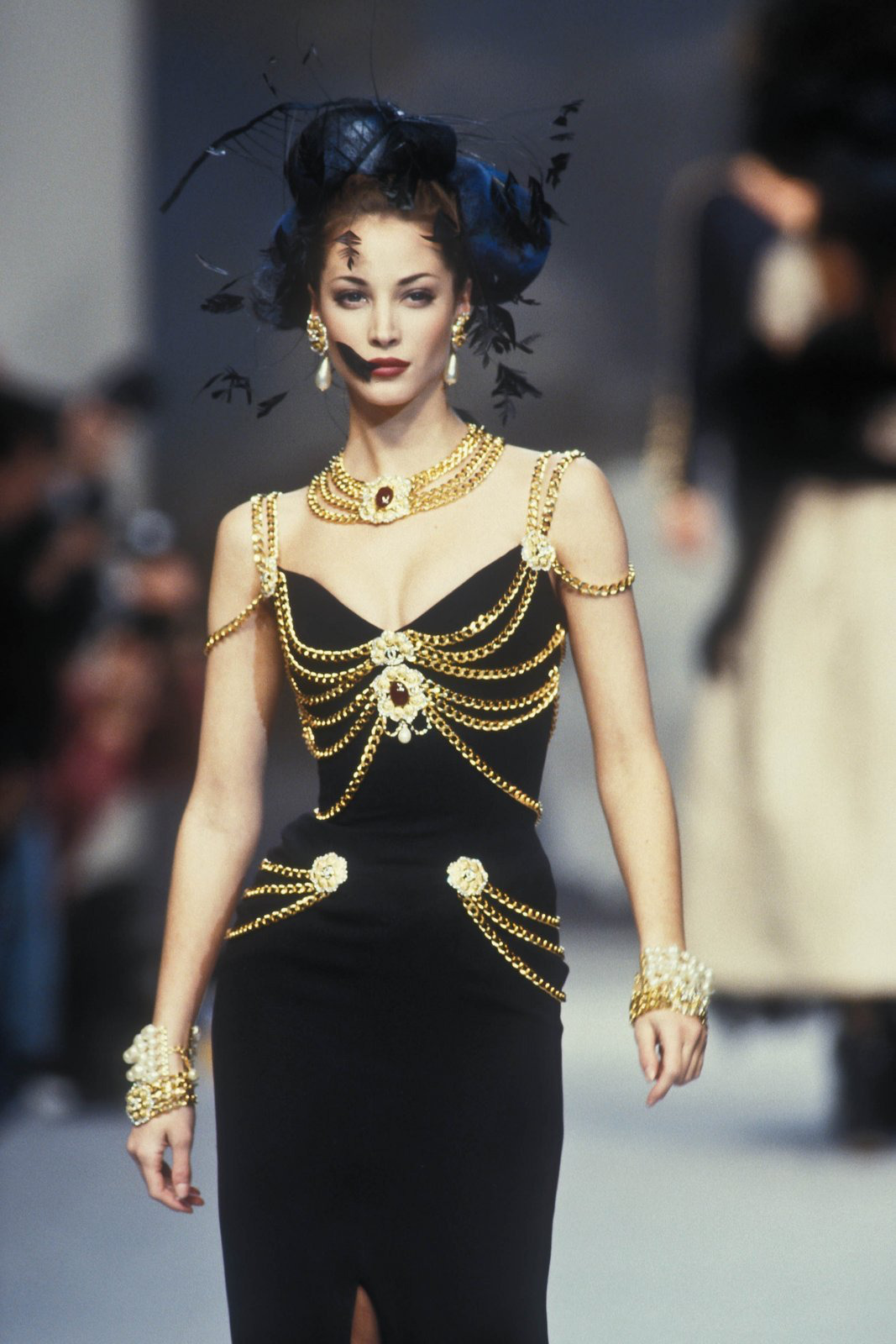 can u tell i love christy turlington #chanel #fyp #supermodels #fypシ #