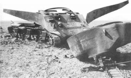 warhistoryonline:Sherman tank literally blown open - artillery hit? wrhstol.com/39MSuAkMore 