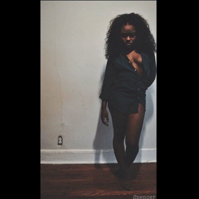 iamraecey:  littleloveexpertbutyoureall  a l o n e