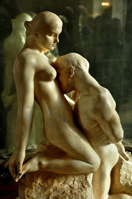 inte33:  la-reine-est-morte:  L'Eternelle Idole, Rodin, 1893, musée Rodin, Paris.