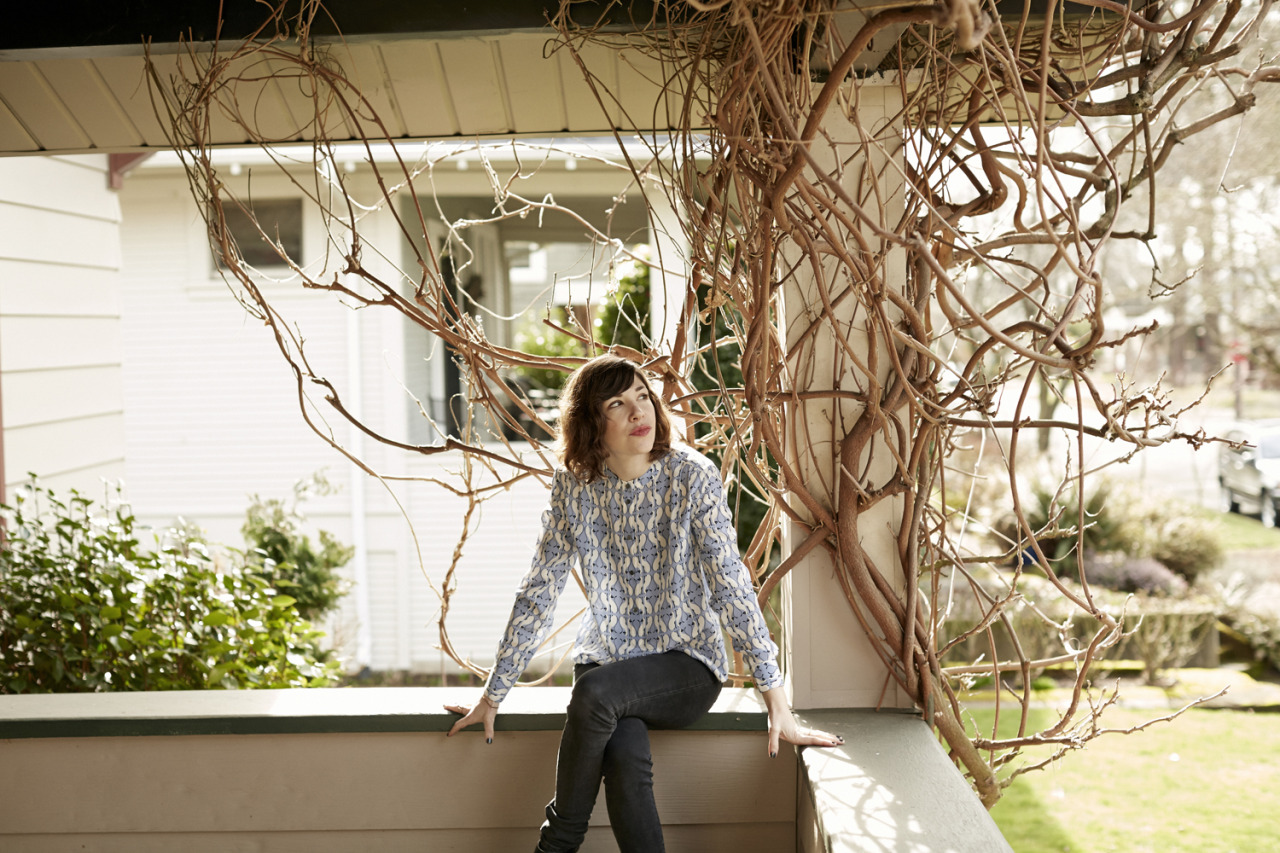 krista-maxine:Carrie Brownstein for Rolling StonePhotography by Chris &amp; Sarah