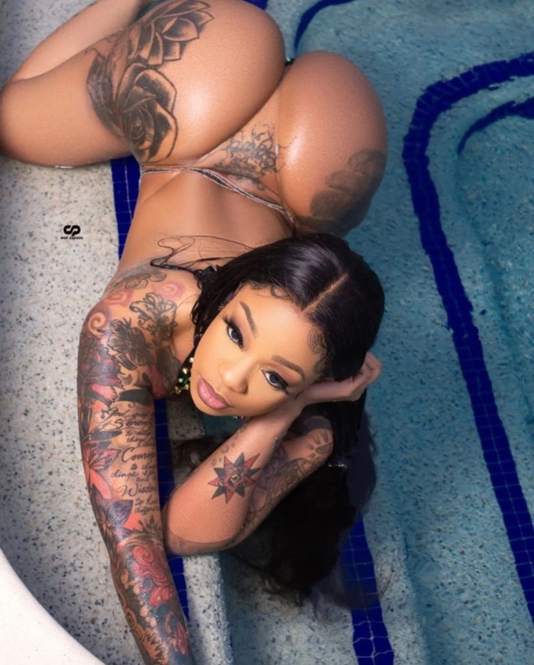 thicksexyasswomen3:justbeautiful22:😊