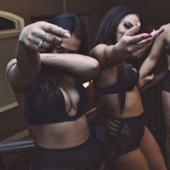 netfilxandchill:  hellish-daddy:  freaky-mami:  mami ❤️  Daddy    dope