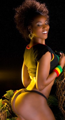 ebony-tits:   