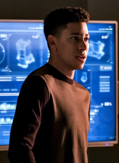 seeing-red-arrow:  3x21Cause and Effect  