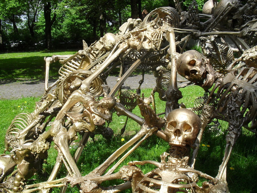 lord-kitschener:  thegoblinmarketofficial:  Skeletal Jungle Gym in the backyard of
