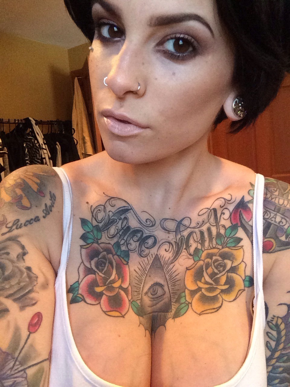 xmisshorrorx:  You can be my full-time daddy 