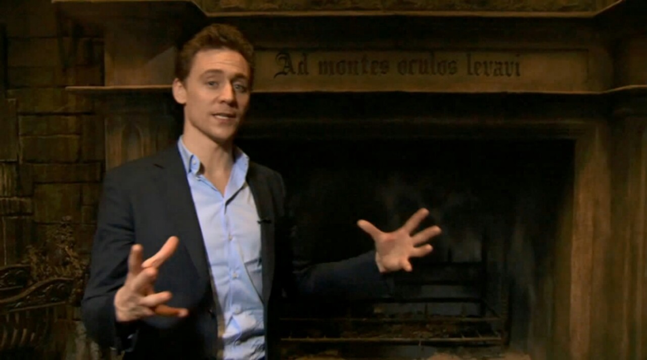 loricameback:  nakedhiddles:  “I’m here today to explain how big my dick is”