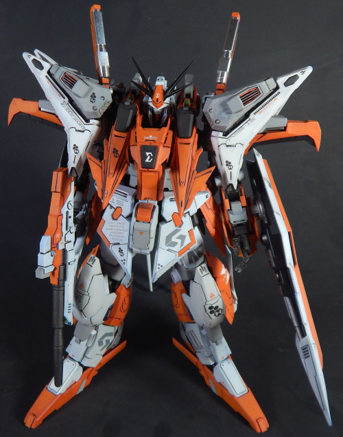 justiniusbuilds:  1/100 Mechanicore Zerstore (Xi) Gundam (helios Custom) by JustiniusBuilds
