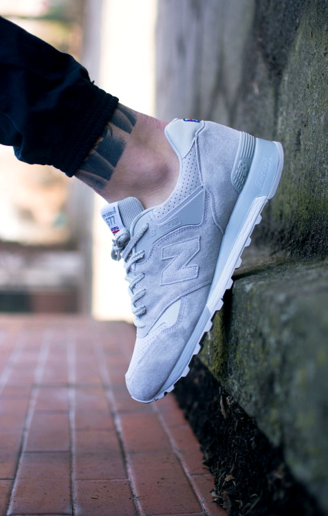 unstablefragments:  NEW BALANCE M577 FW “FLYING THE FLAG” via Run ColorsBuy it @ Run Colors | Allike | Newbalance US