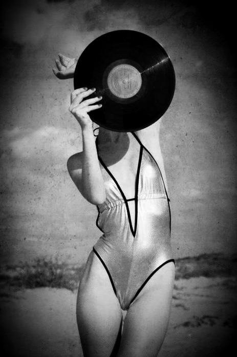 33 . 45 RPM