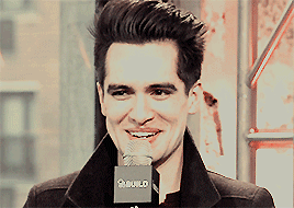 brendonurieworld:  aol build speaker series.