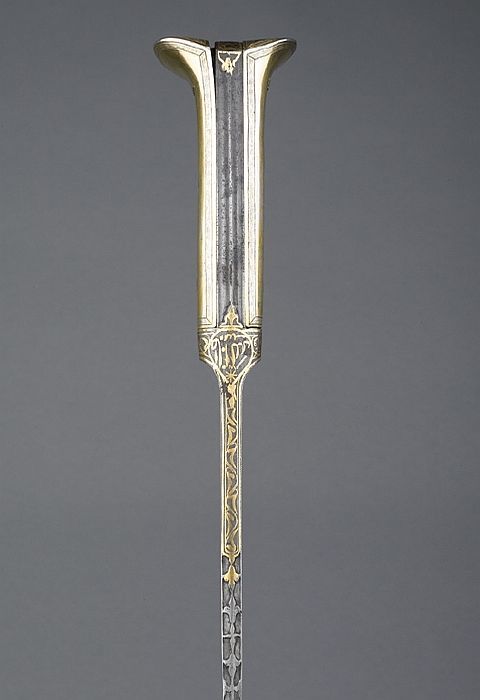 art-of-swords:  Yatagan with Scabbard Artist / Maker: unknown Culture: Ottoman Dated: late 17th century (blade); late 18th century (mounts); 18th century (scabbard) Medium: steel, gold, silver, wood and leather, chiselled and embossed Measurements: blade