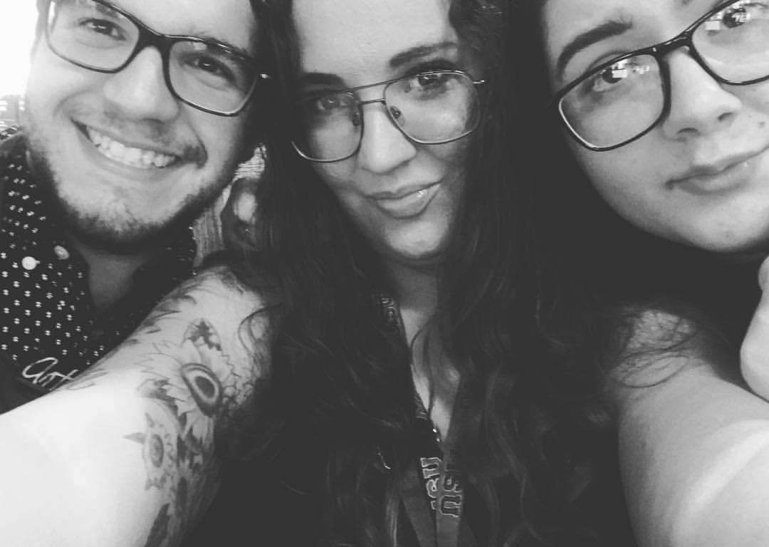 glasses crew 🤓 #siblings @xrachelskyex  @crazypianist09