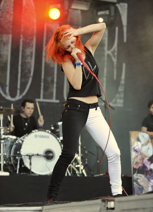saremo-invincibili:Hayley Williams: Onstage 2005-2014