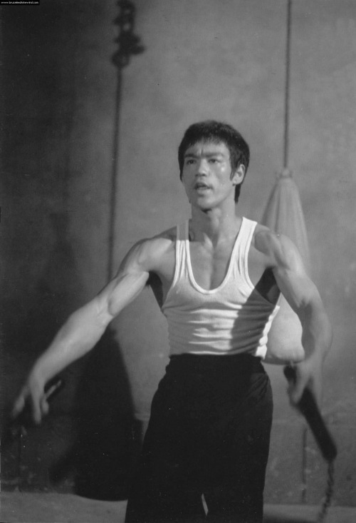 Porn Pics taichikungfu:  Bruce Lee’s Kung Fu Photos