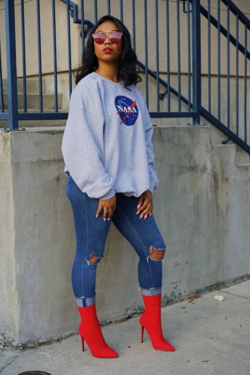 iriesherie:NASA Details:Model: @iriesheriePhotographer: 2amdigital Follow @2amdigital & @irieshe