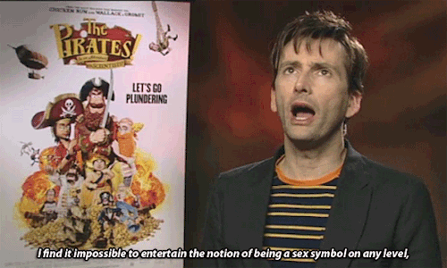 mizgnomer:Caroline Foran asking David Tennant what he thinks about being a sex symbol (and David bei