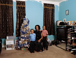 fart21:  Deana Lawson, Coulson Family, 2008